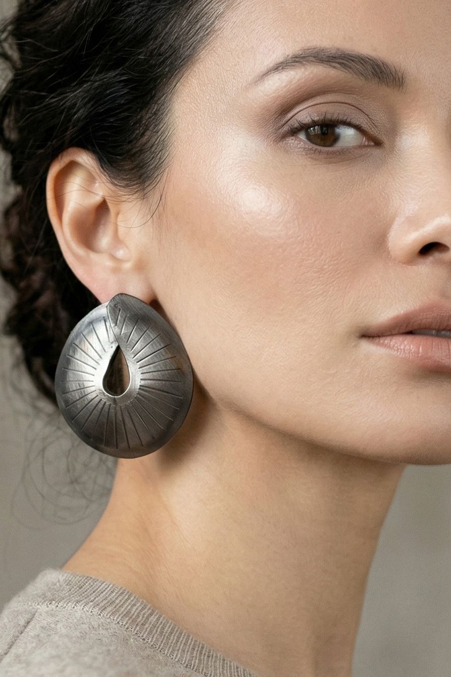 Ara earings natural