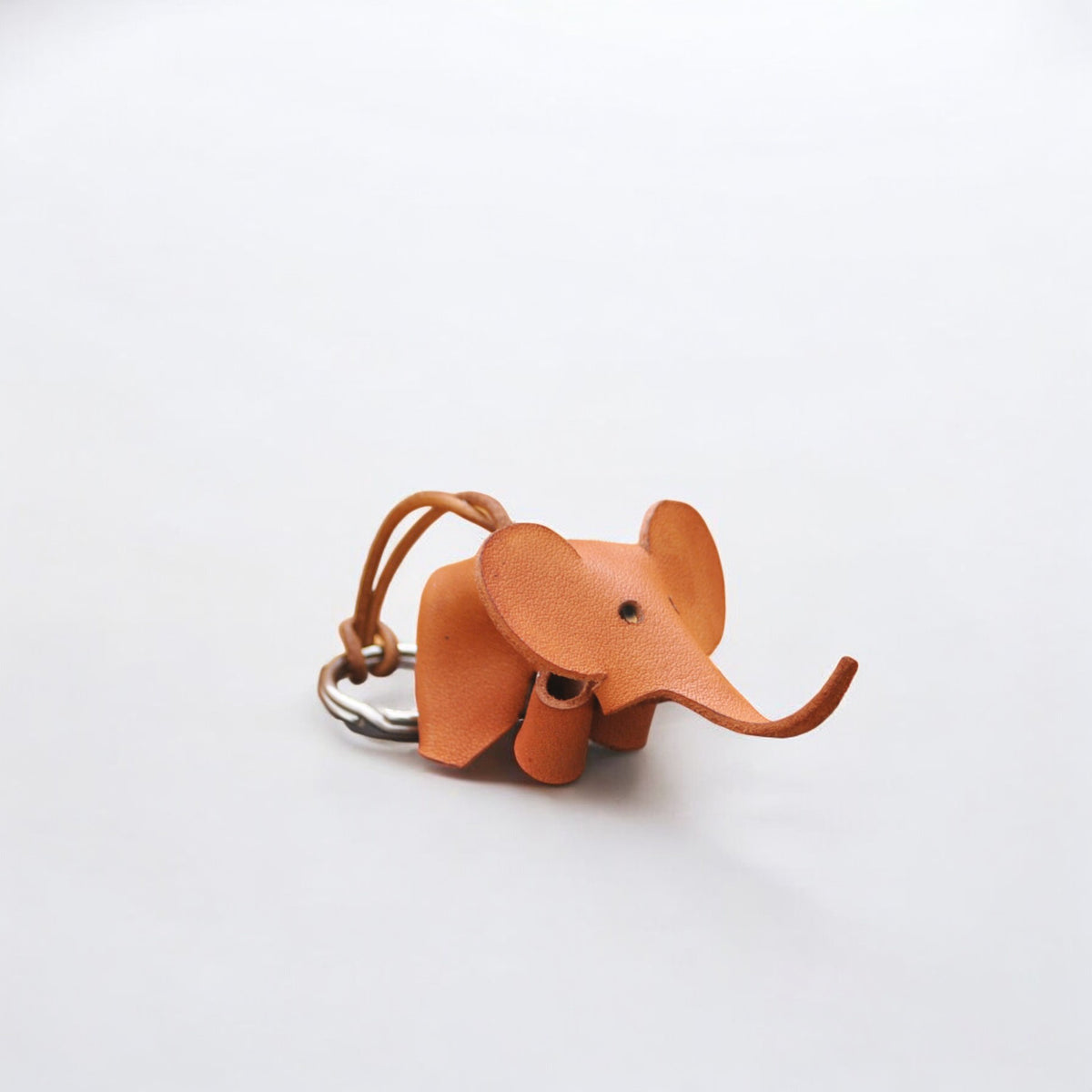 LUMBA, der Elefant