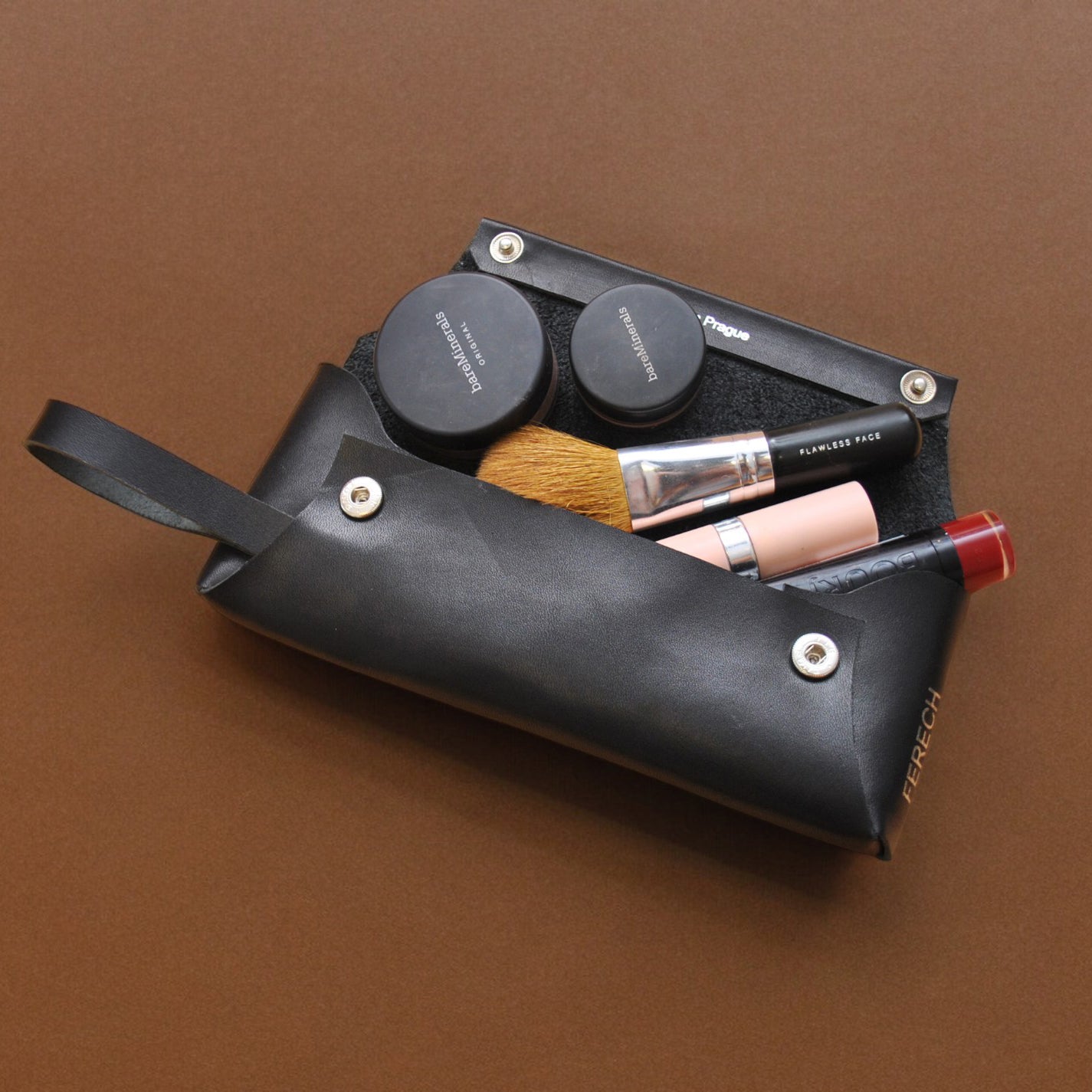 SIMPLE pencase