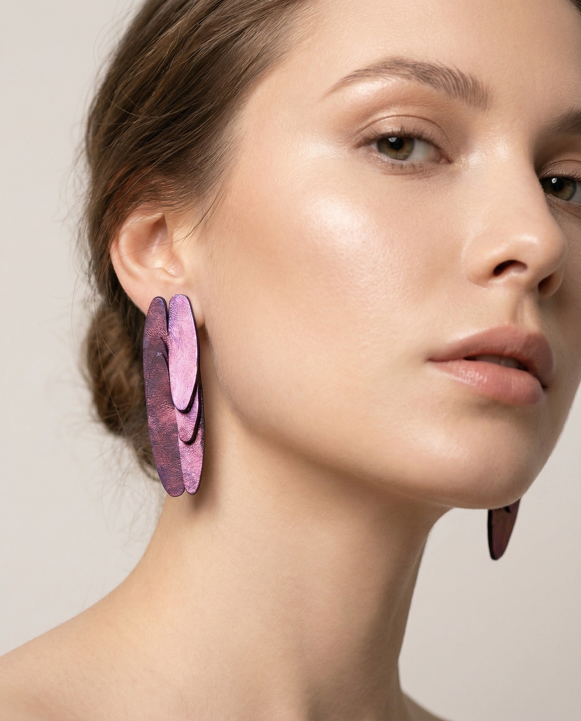 Ailes earrings